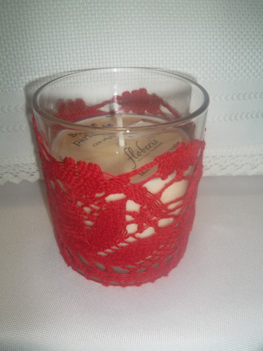 Bougie Parfumé cire végétale dentelle rouge Bougie Parfumé cire végétale dentelle rouge