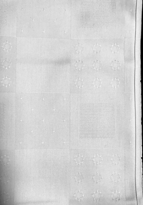 Chemin de table blanc du livre n°118 Chemin de table blanc du livre n°118