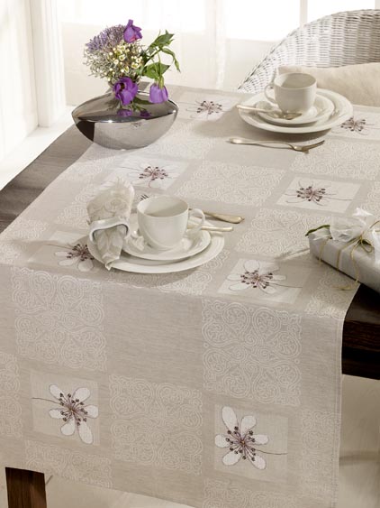 Chemin de table naturel du livre 113 taille 60 x 155