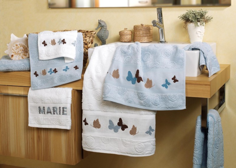 Gant de toilette gaufrer blanc 15 x 21 livre 109 Gant de toilette gaufrer blanc 15 x 21 livre 109