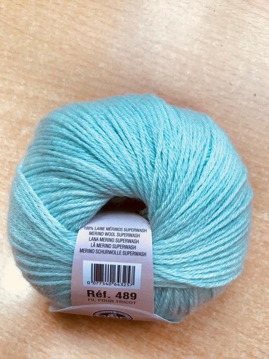Laine 100% Baby 489-10 col: vert clair Laine 100% Baby 489-10 col: vert clair