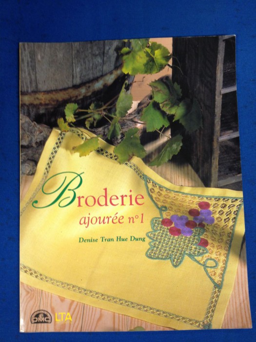 Livre Broderie ajouré n°1