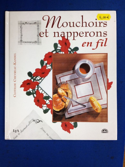 Livre Mouchoirs et Napperons en Fils