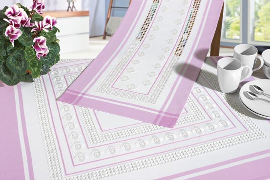 Nappe blanc/ lilas hardanger des fiches 33/ 34