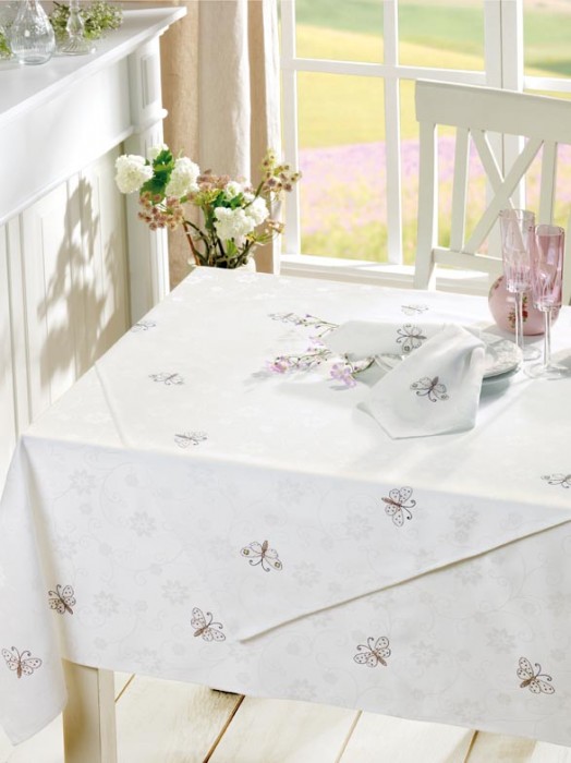Nappe carré blanche du livre n°110
