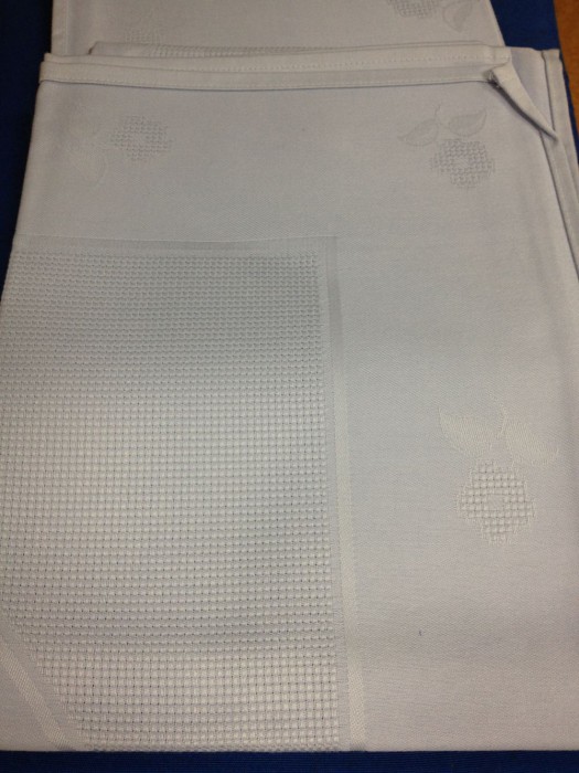 nappe carré bleu point compté