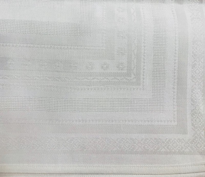 Nappe carré damassé blanche du livre rico n°162-155-145 Nappe carré damassé blanche du livre rico n°162-155-145