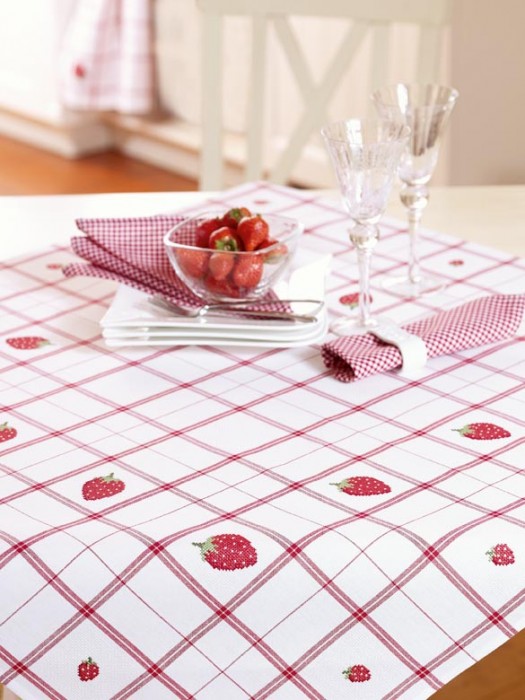 Nappe carré rouge - blanc du livre 119 Nappe carré rouge - blanc du livre 119