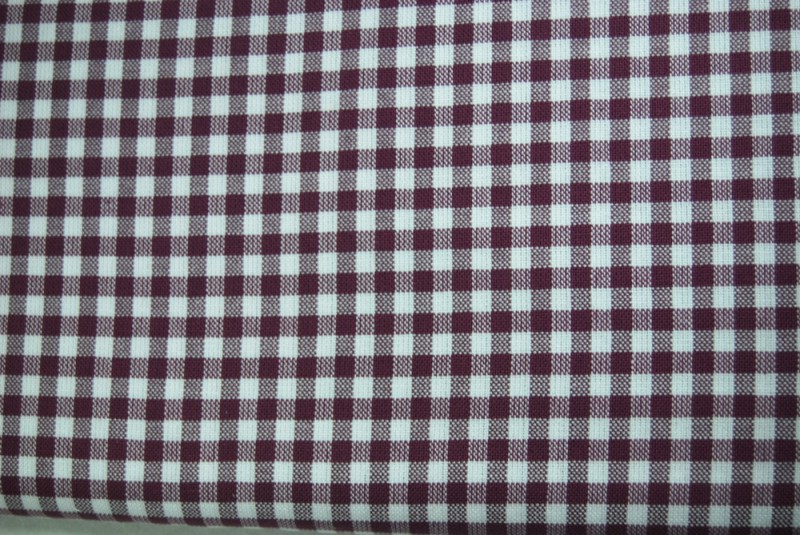 tissu à broder à carreau rouge / lin tissu à broder à carreau rouge / lin